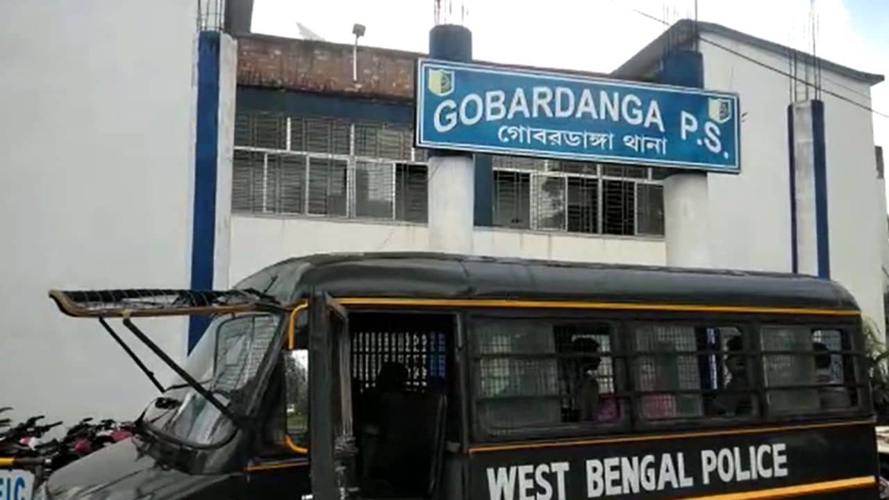 Maslandapur: উপযুক্ত নথি ছাড়াই ভারতে প্রবেশের চেষ্টা, পুলিশের হাতে ধরা পড়ল ৪ বাংলাদেশি