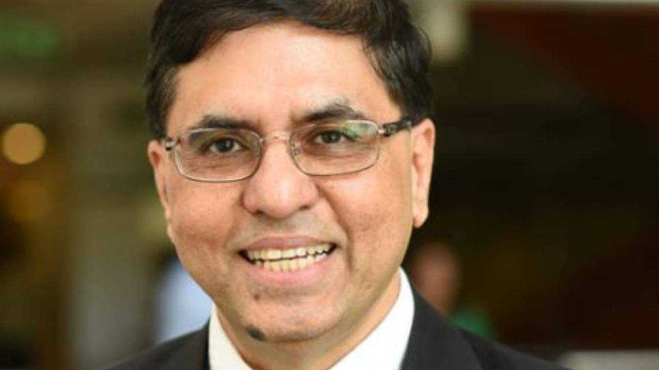 HUL CEO Salary Hike: কর্মীদের তুলনায় ১৭৯ গুণ বেশি বেতন পান, হিন্দুস্তান ইউনিলিভারের CEO-র আয় শুনলে চমকে উঠবেন...