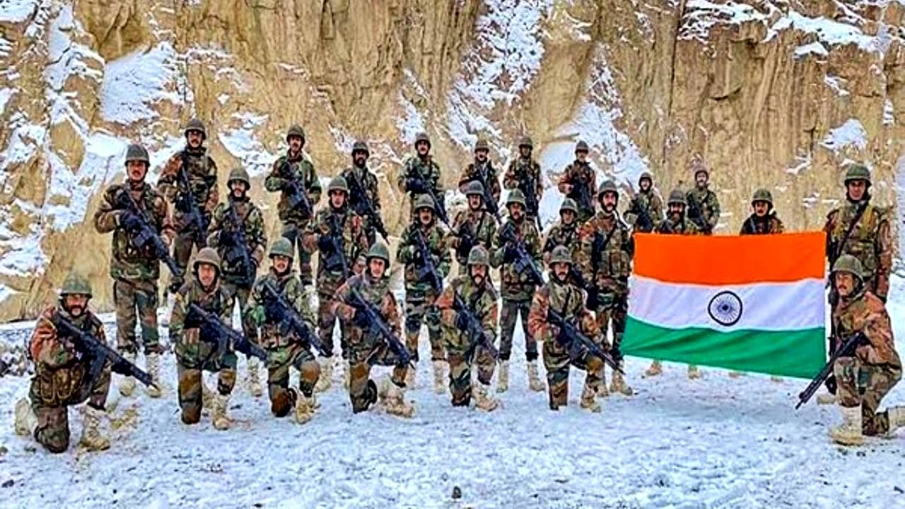 Agnipath Facts: সত্যিই কি অনিশ্চিত অগ্নিবীরদের ভবিষ্যত? অগ্নিপথ নিয়ে যাবতীয় ভুল ধারণা দূর করল কেন্দ্র