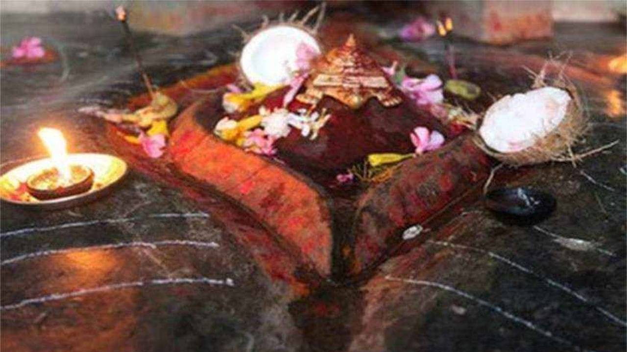 Ambubachi 2022: অম্বুবাচীর সময় ব্রহ্মপুত্রের রঙ হয় লাল! সতীপীঠ কামাখ্যা মন্দিরের ইতিহাস জানলে গায়ে কাঁটা দেবে