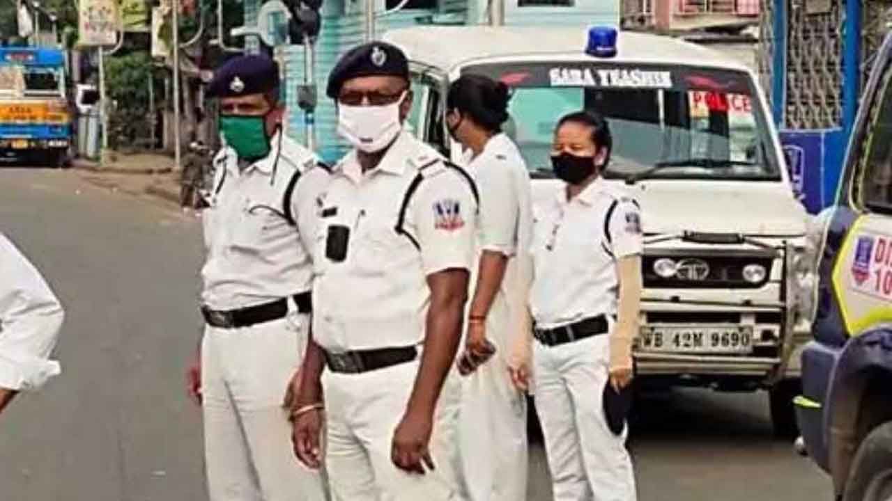 Kolkata Police: স্বাধীনতা দিবসের আগে নিরাপত্তার চাদরে মুড়েছে রেড রোড, শহরজুড়ে চলছে নাকা চেকিং