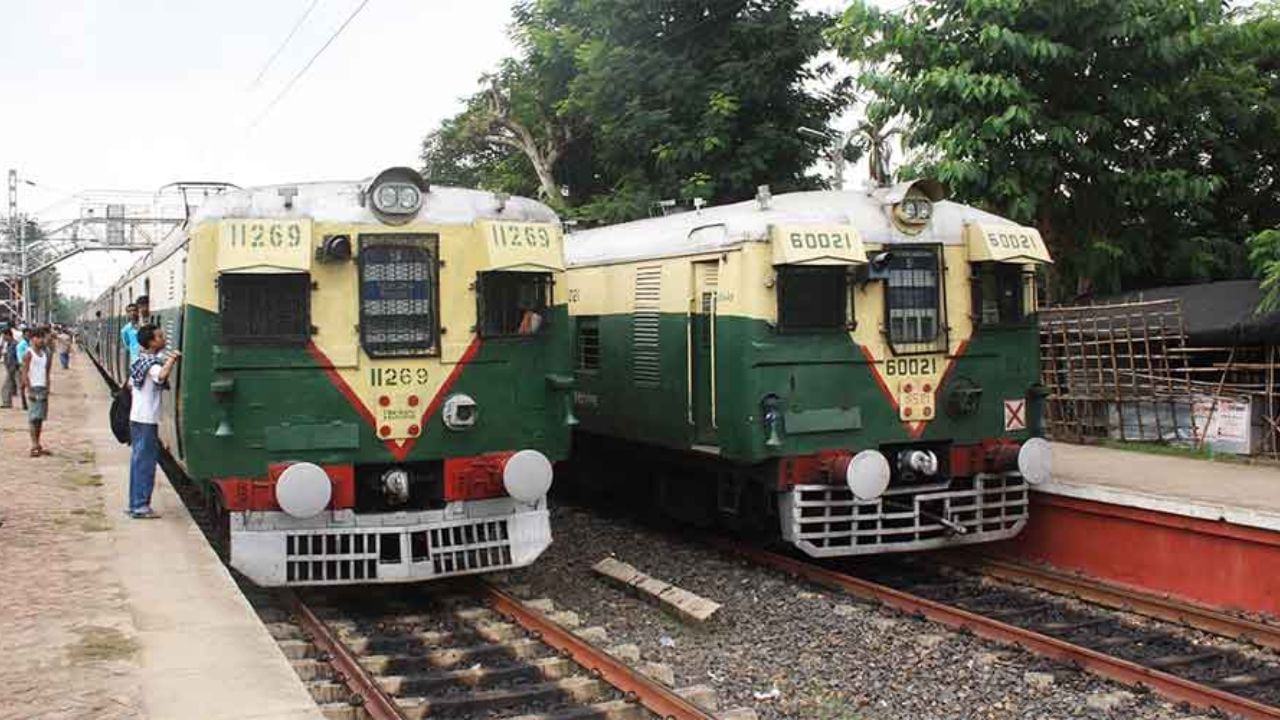 Indian Railways: লোকাল-প্যাসেঞ্জার ট্রেনে ওঠার আগে সাবধান, গ্রেফতার হতে পারেন যখন-তখন!