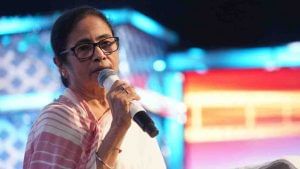Mamata Banerjee: 'আমার বাড়িতে যে কাজ করে, তারও দোতলা বাড়ি আছে', কেন বললেন মমতা?