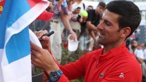 Novak Djokovic: ভ্যাকসিন না নেওয়ার জেদে অনড়, টানা চতুর্থ উইম্বলডন খেতাবে চোখ জোকারের
