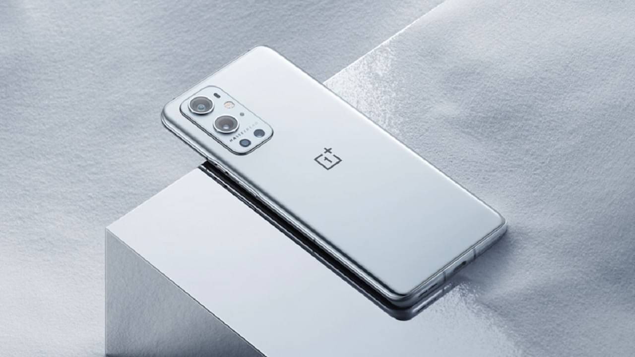 এক ধাক্কায় 12,000 টাকা সস্তা হল OnePlus 9 5G, প্রিমিয়াম স্মার্টফোন এখন মধ্যবিত্তের সাধ্যের মধ্যেই