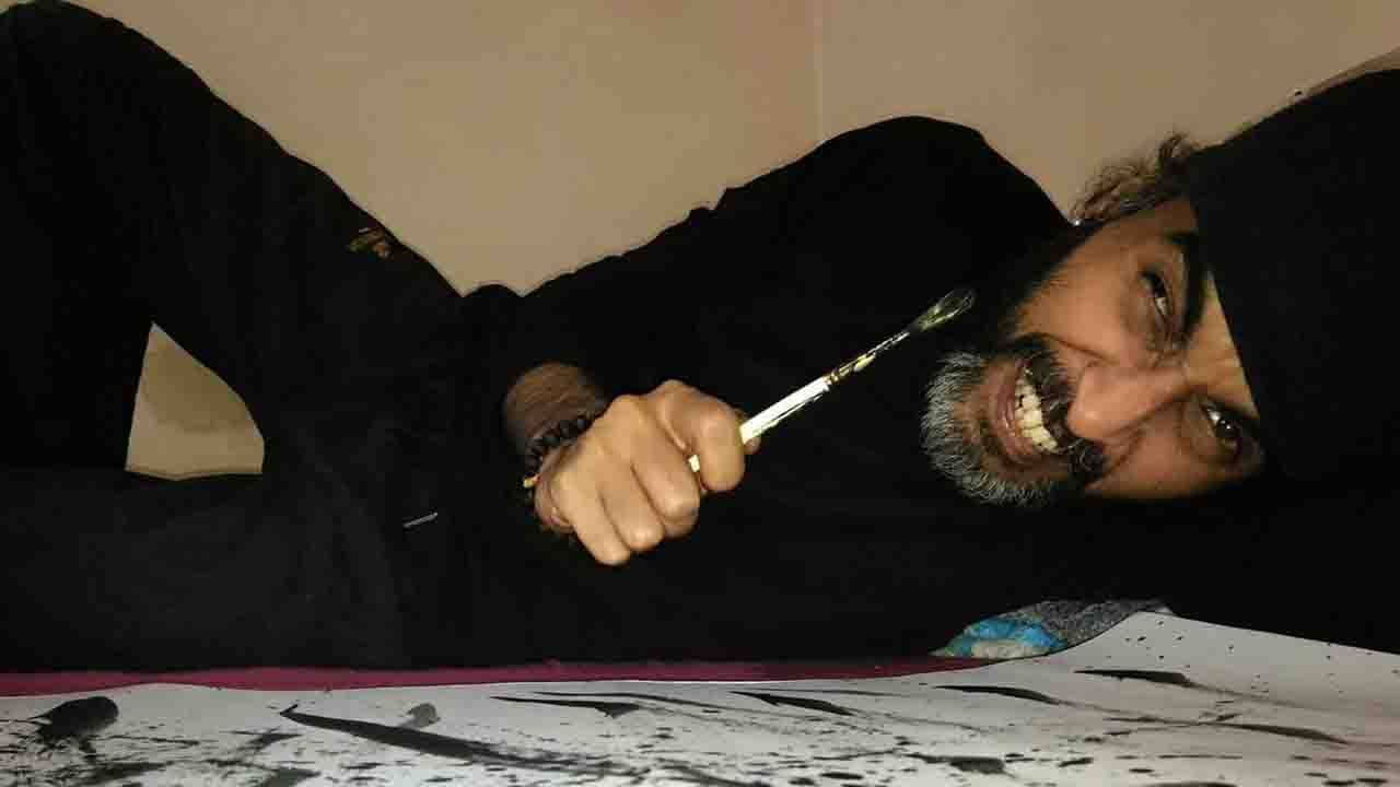 Roddur Roy: অশ্লীল ভিডিয়োতে দেশদ্রোহিতার মামলা কেন? সওয়াল-জবাবের মাঝে আজ শান্ত রোদ্দুর