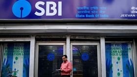 Compassionate Jobs In Banks: ব্যাঙ্ক কর্মী বাবা অকালে মারা গেলে চাকরি পাবে ছেলে! যুগান্তকারী সিদ্ধান্ত কেন্দ্রের Compassionate Jobs In Banks: ব্যাঙ্ক কর্মী বাবা অকালে মারা গেলে চাকরি পাবে ছেলে! যুগান্তকারী সিদ্ধান্ত কেন্দ্রের
