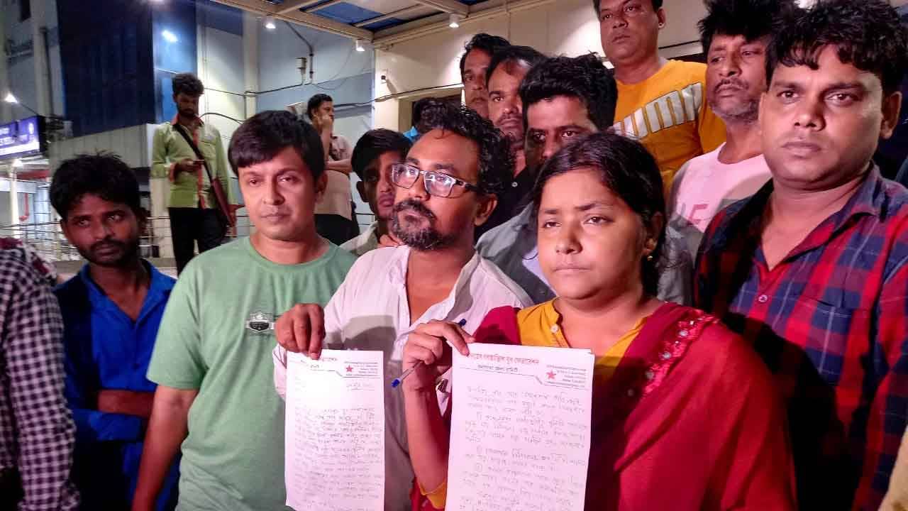 SLST: ফিনাইল খেয়ে আত্মহত্যার চেষ্টা ৪ চাকরিপ্রার্থীর, রাতভর হাসপাতালে ঢুঁ মীনাক্ষীর, বেনজির বিভ্রান্তিকর পরিস্থিতি