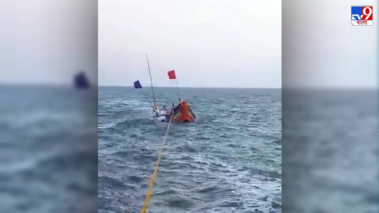 South 24 Parganas: এখনও খোঁজ মেলেনি ডুবে যাওয়া ট্রলারের এক মৎস্যজীবীকে, অশনি সঙ্কেত দেখছে পরিবার
