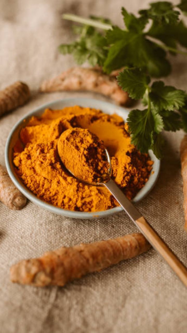 How to Use Turmeric to Improve Digestive system