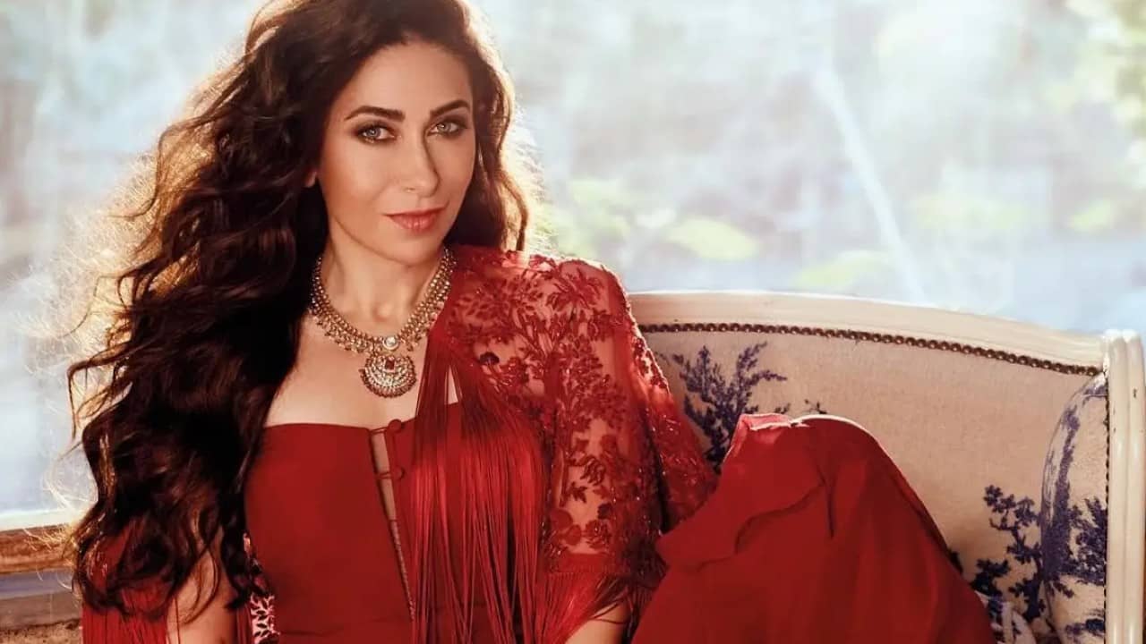 karishma Kapoor: কাপুর পরিবারের প্রথম নারী অভিনয়ে, মেলেনি কোনও সাহায্য, অকপট করিনা কাপুর