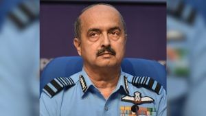 IAF Chief On Agnipath Recruitment Agitation : 'সহিংসতা' কোনও সমাধানের পথ নয়, 'অগ্নিপথ' বিরোধী বিক্ষোভকারীদের বার্তা বায়ুসেনা প্রধানের