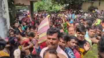 Aadhaar Update: কারও দমবন্ধ হয়ে আসছে, কেউ দরদর করে ঘামছেন, আধার-জটিলতায় হাসপাতালে অনেকে