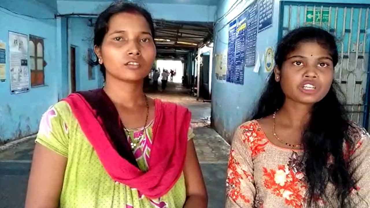 Leopard Attack: পাঁচিল থেকে লাফ বাড়ির কর্তার উপর, তারপরই নজর গেল গিন্নির দিকে... প্রাণপণে ছাড়ানোর চেষ্টা, গলা শুকিয়ে কাঠ