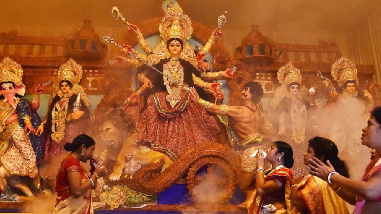 Durga Puja: ১ সেপ্টেম্বর কলকাতায় দুর্গাপুজোর বর্ণাঢ্য শোভাযাত্রা, থাকবেন UNESCO প্রতিনিধিরাও