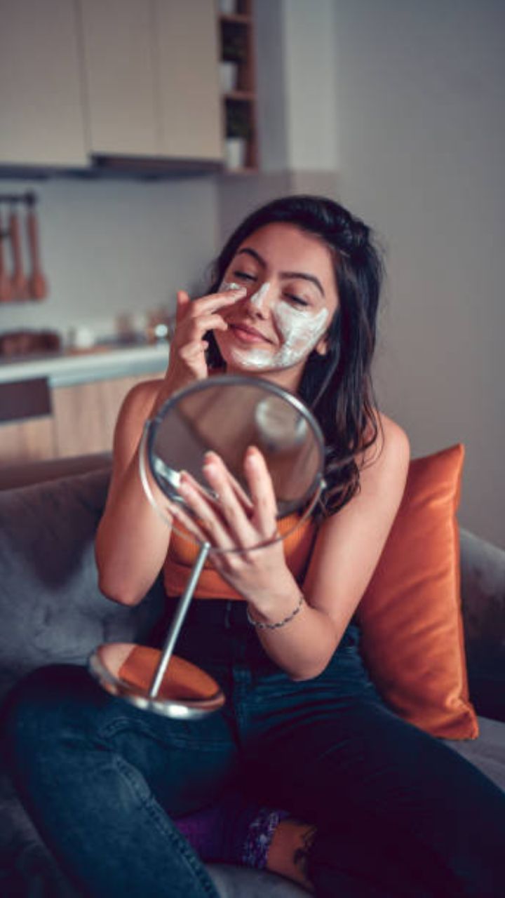 Make a face pack with 3 ingredients