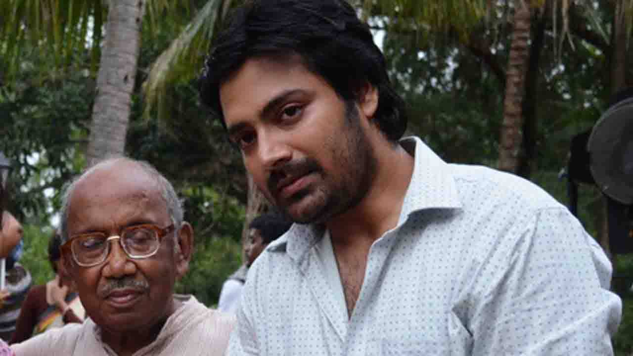 Tarun Majumdar: ১০০ বছরের জন্মদিনটা আমরা ওঁকে সঙ্গে নিয়েই পালন করতে চাই, তরুণ মজুমদারের দ্রুত আরোগ্য কামনায় প্রতীক সেন