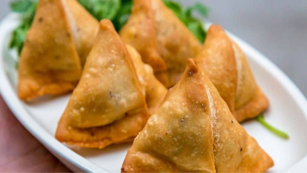 Recipe: ছানাপোড়া তো খেয়েছেন, স্নানযাত্রায় বাড়িতে বানিয়ে নিন পুরীর স্পেশাল এই স্ন্যাকস