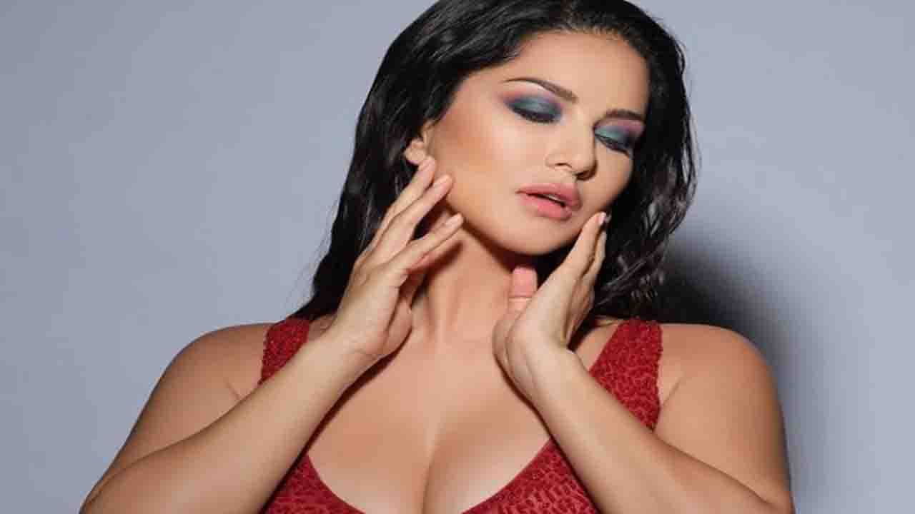 Insest porno komikslar: buvisi va nabirasi Keksa ayollar mushtlashni yaxshi koradilar