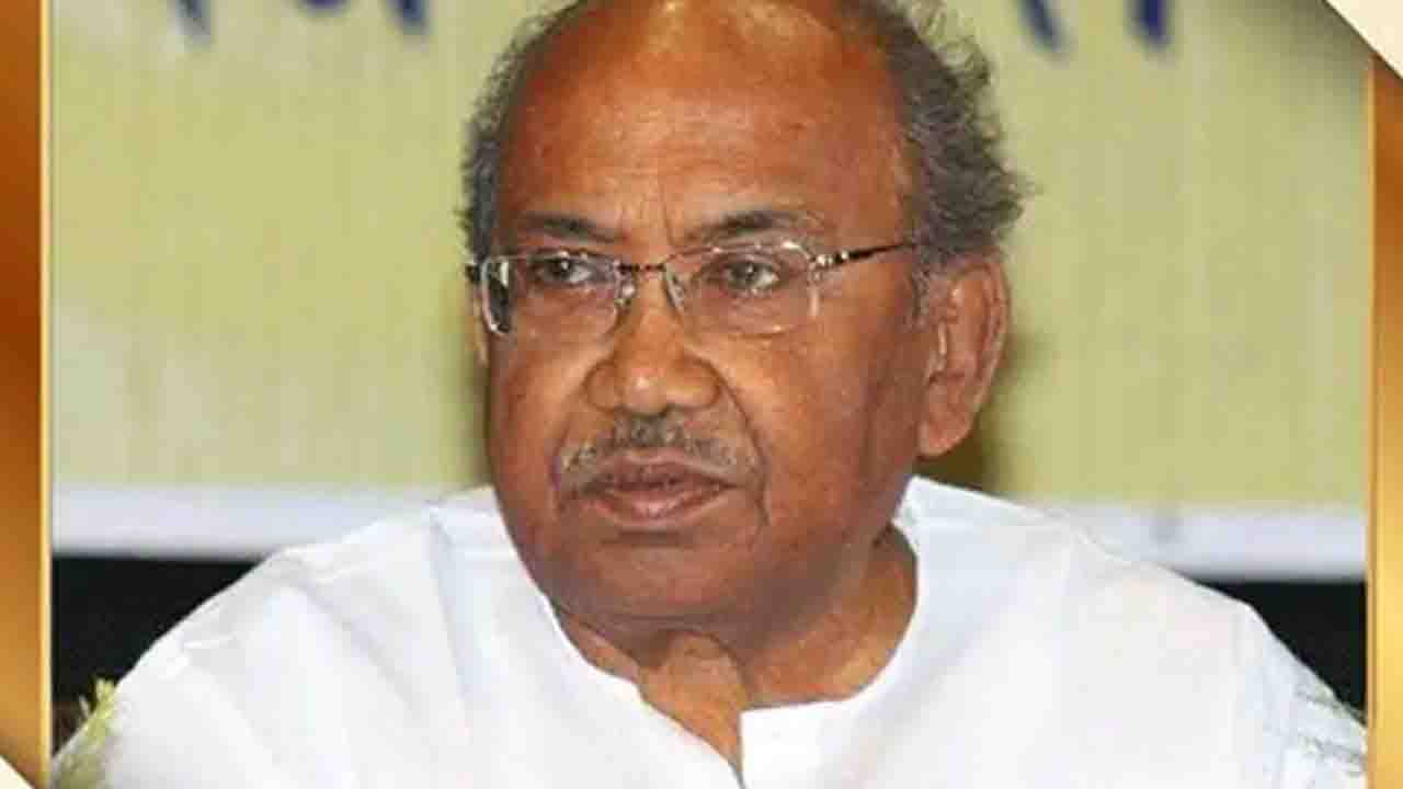 Tarun Majumdar Health Update: এবার সেপ্টিসেমিয়ায় আক্রান্ত তরুণ মজুমদার, পরিচালকের স্বাস্থ্য নিয়ে উদ্বেগ বাড়ছে