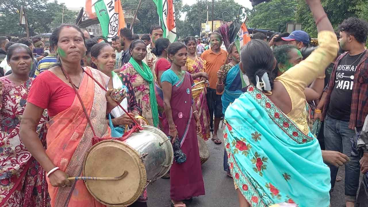 Siliguri Mahakuma Parishad CPIM: 'লাল-গড়ে' শূন্য বামেরা, শিলিগুড়ি মহকুমা পরিষদে শুধুই ঘাসফুল, আনাচে কানাচে পদ্মও