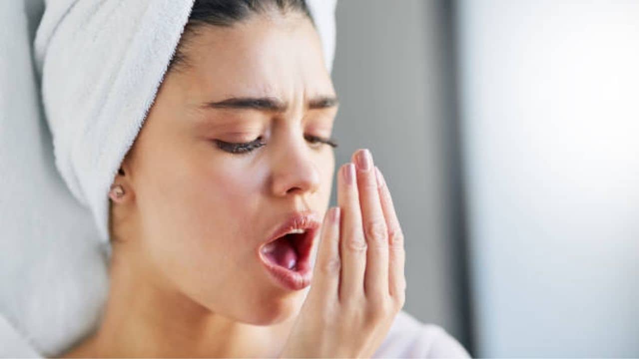 Bad Breath: ডায়াবেটিসের কারণে নিশ্বাসে দুর্গন্ধ? উপায় বাতলালেন আয়ুর্বেদ চিকিৎসক