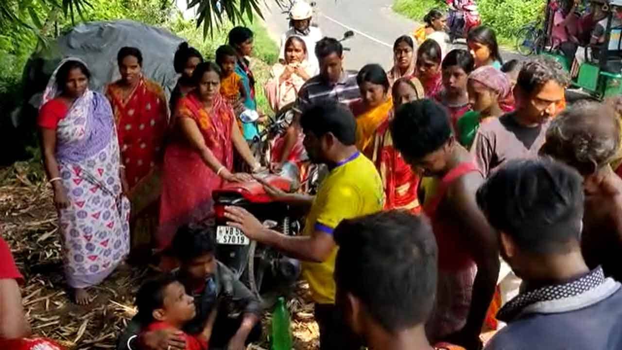 Debra Bike Accident: বুক ফুঁড়ে বেরিয়ে গেল আস্ত একটা বাঁশ, বাইক চালাতে চালাতেই মর্মান্তিক পরিণতি চালকের