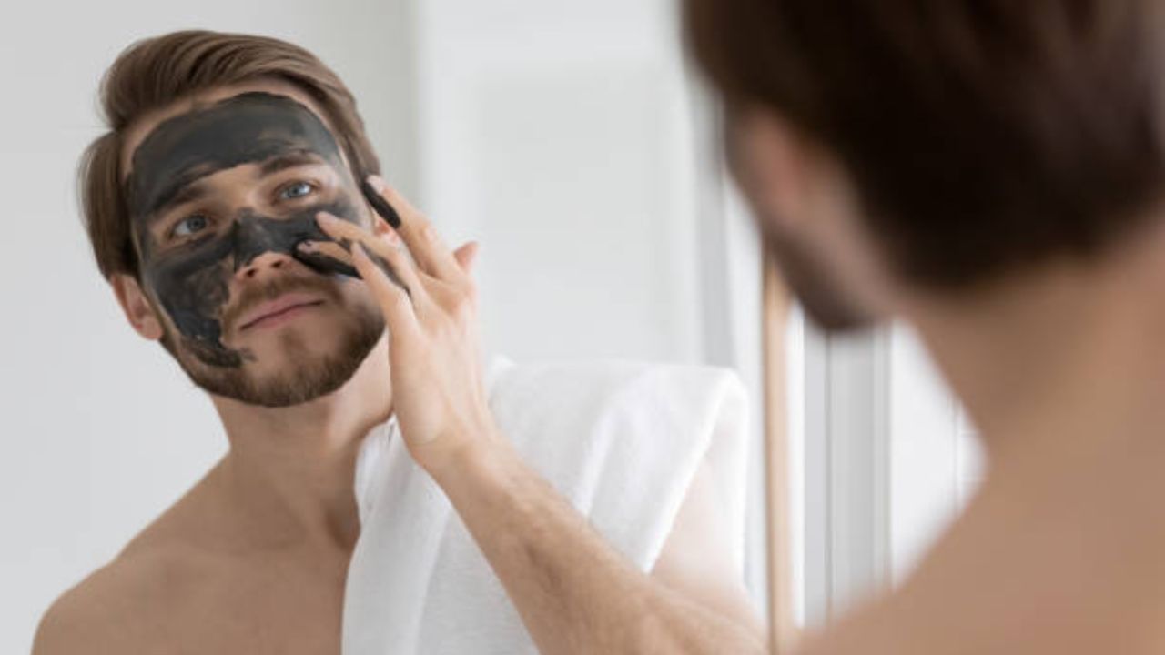 Charcoal Face Pack: ছেলেদেরও ট্যান পড়ে, লজ্জা না পেয়ে ব্যবহার করুন এই চারকোল ফেসপ্যাক! ম্যাজিক ত্বক ৭ দিনেই