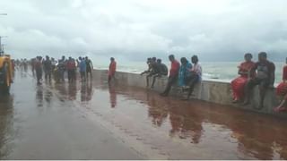 High Tide: কোটালের জেরে সৈকত শহরে প্রবল জলোচ্ছ্বাস, হাবুডুবু খাচ্ছে সাগর