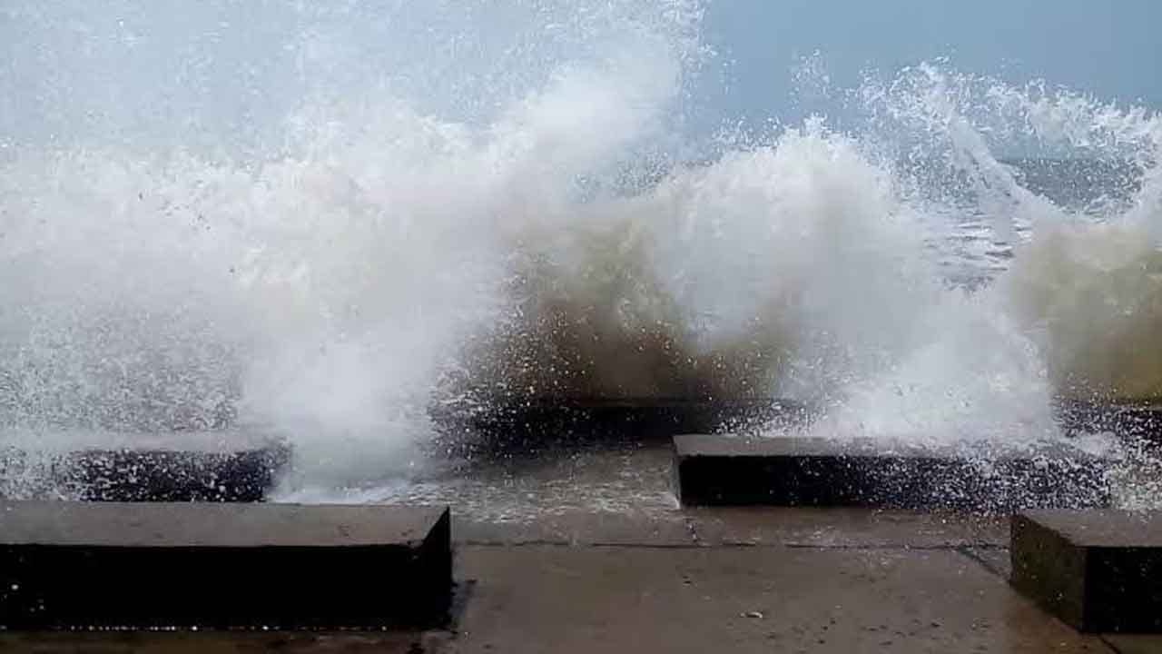high-tide