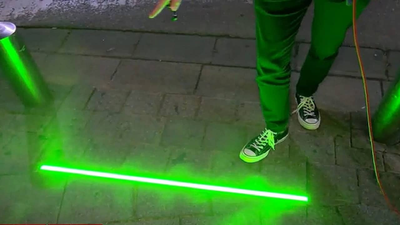 Bizarre Gadgets: স্মার্টফোনের নেশা কমানোর আলো, ঘাম থেকে বিদ্যুৎ, সমুদ্র পরিষ্কারে রোবট মাছ! ঘুম উড়বে এই 4 গ্যাজেট গল্পে