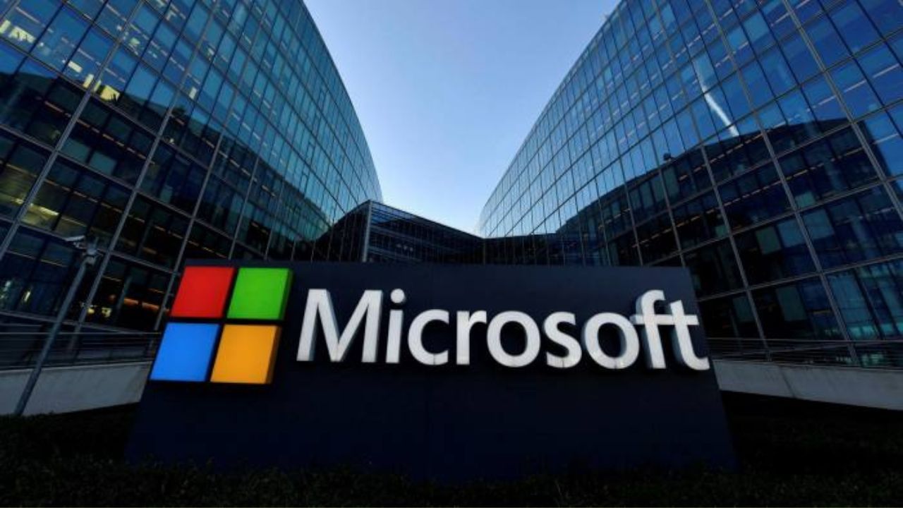Layoff in Microsoft: জুলাইয়ের পর অগস্ট, বিল গেটসের সংস্থাতেও বাড়ছে চাকরি যাওয়ার ভয়!