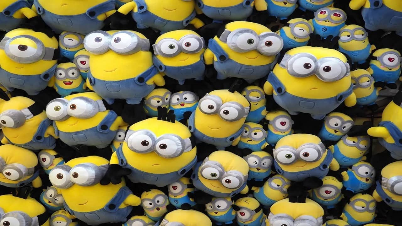 Optical Illusion: অগুনতি মিনিয়ন ফ্যান আর্টের মধ্যে লুকিয়ে তিনটে কলা, খুঁজে পেলেন?