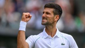 Wimbledon: টয়লেটে পেপ টক! দু সেট পিছিয়েও সেমিতে 'অবাক' জকোভিচ