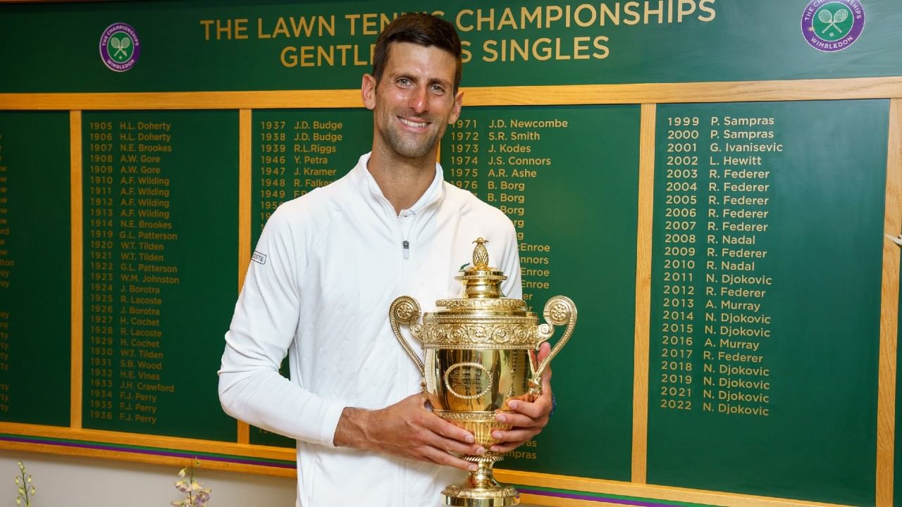 Novak Djokovic: 'ব্রোমান্সে'র জন্য বিবাহ বার্ষিকী ভুললেন নোভাক! স্ত্রী-কে কী উপহার দিলেন...
