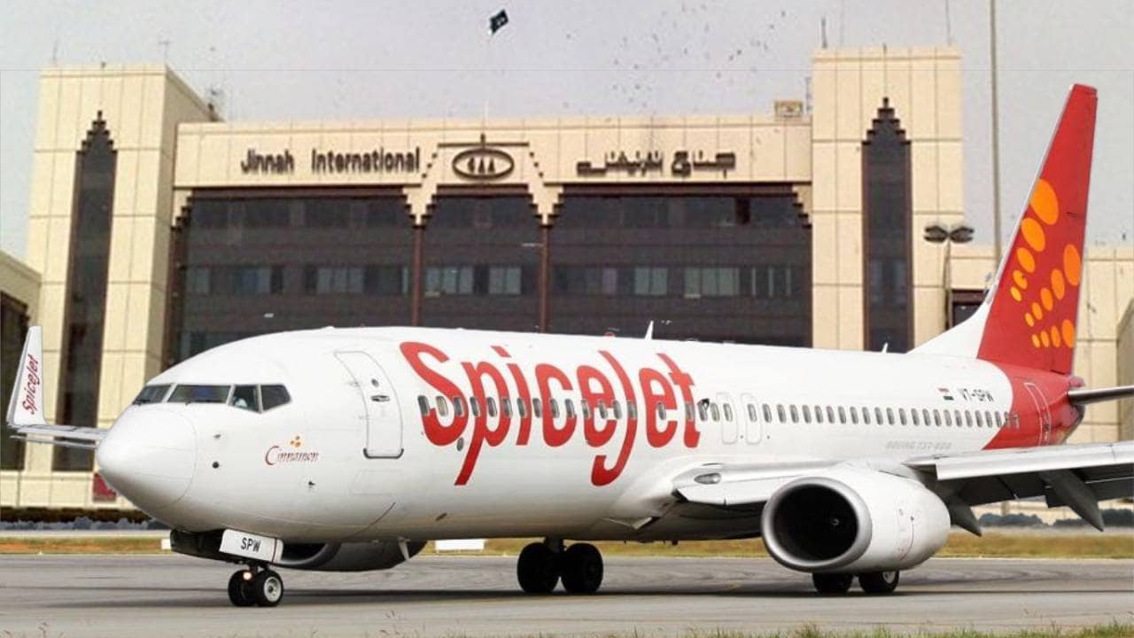 Spice Jet: দুবাই যাওয়ার পথে মাঝ আকাশে বিপত্তি, পাকিস্তানের করাচিতে জরুরি অবতরণ করল ভারতীয় বিমান