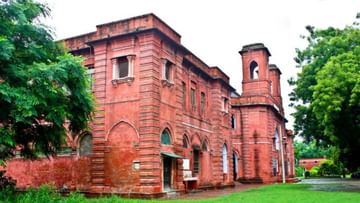 Lucknow: রাতারাতি উধাও ১৪০ বছরের পুরনো স্কুল! পড়তে এসে অবাক ছাত্র-ছাত্রীরা, রাস্তায় হল ক্লাস