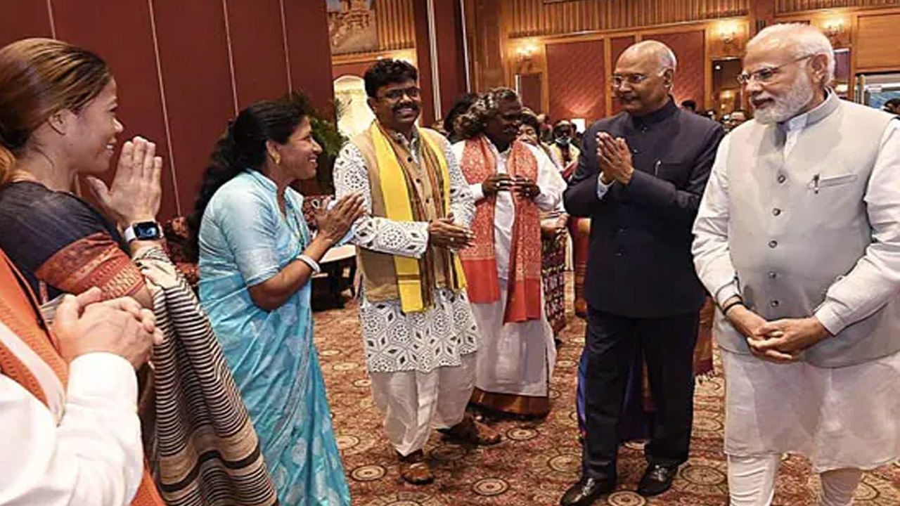 PM Modi: ফের দিল্লিতে চাঁদের হাট, বিদায়ী রাষ্ট্রপতি কোবিন্দের জন্য নৈশ্যভোজ মোদীর