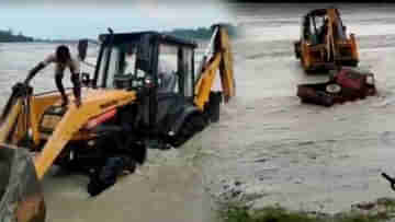 Amarnath disaster: বানারহাটের কালাপানি নদীতে হড়পা বান, মাঝ নদীতে আটকে গেল ট্রাক