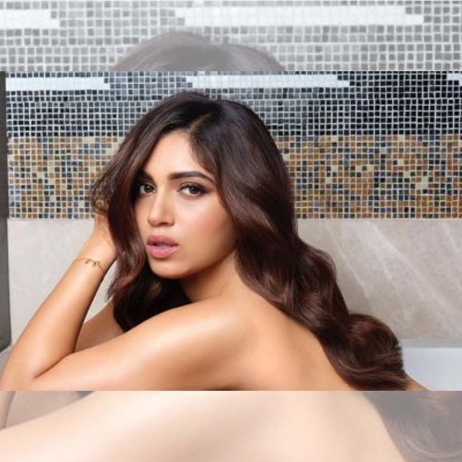 এর পরের লড়াই ছিল আরও কঠিন। মোটা তো হয়ে গেলেন। কিন্তু সেখান থেকে আবার নিজের আসল চেহারায় ফেরাটা ছিল খুব সহজ কাজ। পুরোপুরি বাড়ির খাবার থেকে শারিরীক কসৎর করে প্রায় ২৫ কিলো ওজন ঝড়ান ভূমি। তারপর তাঁর টপলেস ফটোশুটে চমকে দেন অনুরাগীদের।