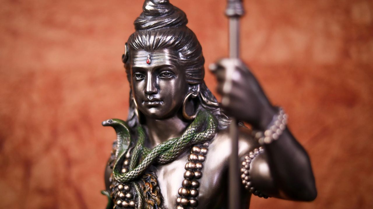 Shiv Idol In Sawan: আর্থিক উন্নতি ঘটাতে বাড়িতে শিবের কেমন মূর্তি রাখবেন, বাস্তুমতে তা জেনে নিন