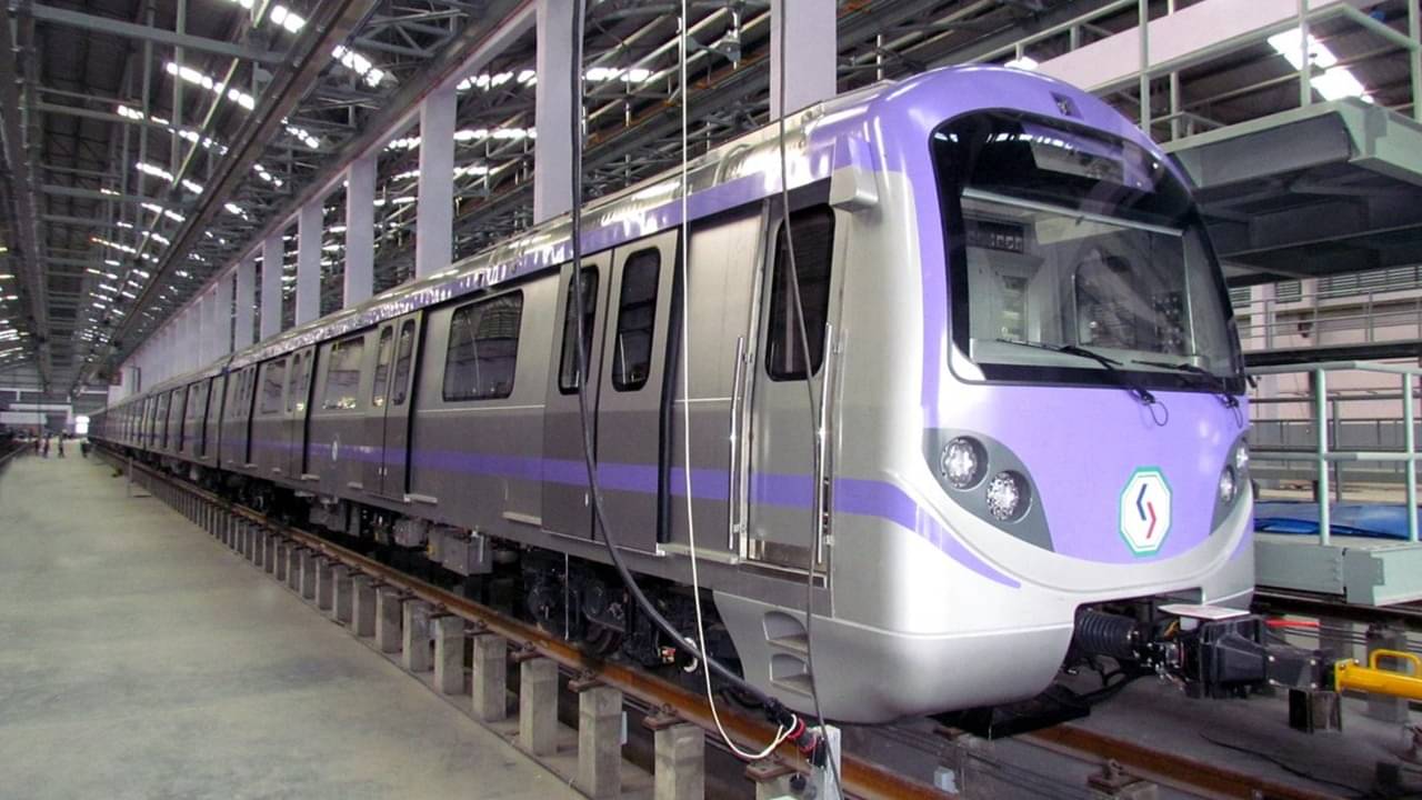Kolkata Metro History: ব্রিটিশ সরকার পরিকল্পনা করেছিল, ১০০ বছরেরও বেশি সময় ধরে চলছে ইস্ট-ওয়েস্ট মেট্রো!