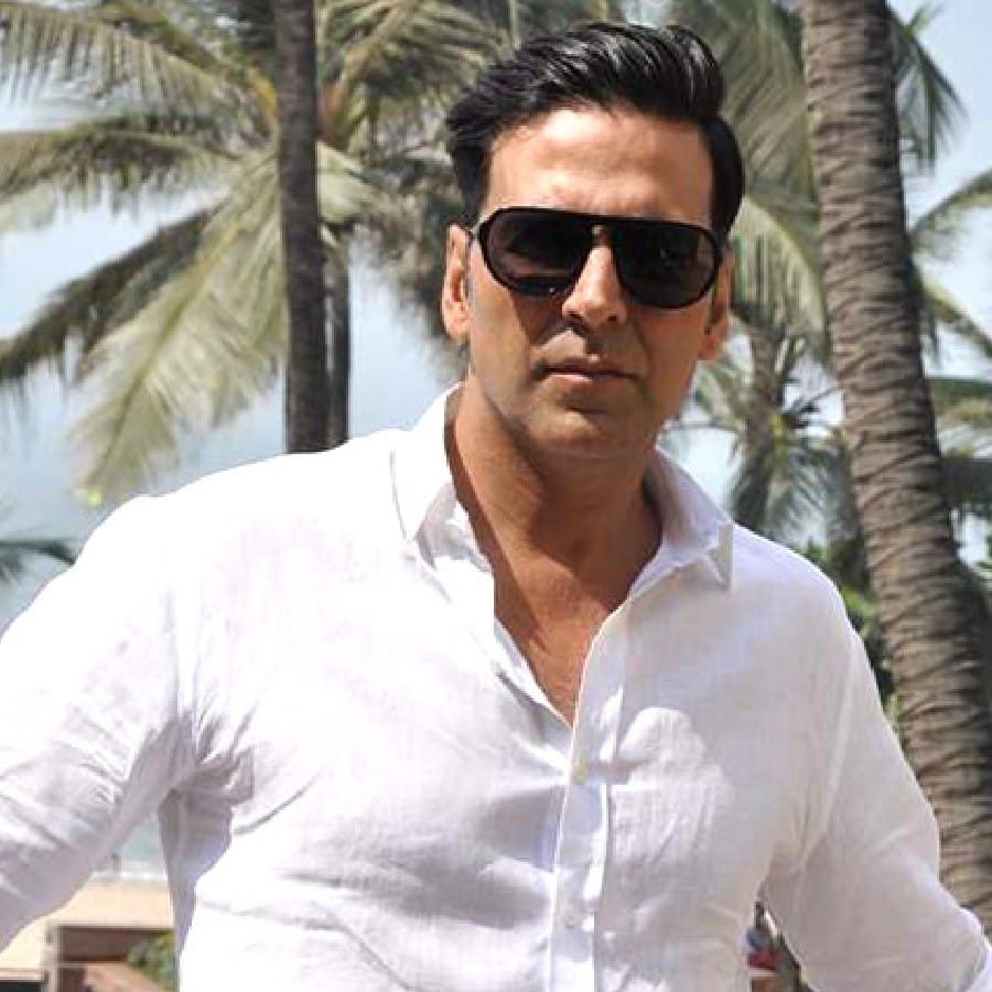 অক্ষয় কুমার নিজেই জানিয়েছিলেন, তিনি দীর্ঘদিন একটি প্রজেক্টের সঙ্গে যুক্ত থাকতে পছন্দ করেন না। তাঁর যুক্তি ৫০ থেকে ৬০ দিনের মাথায় একটি ছবির কাজ শেষ করতে হবে। 