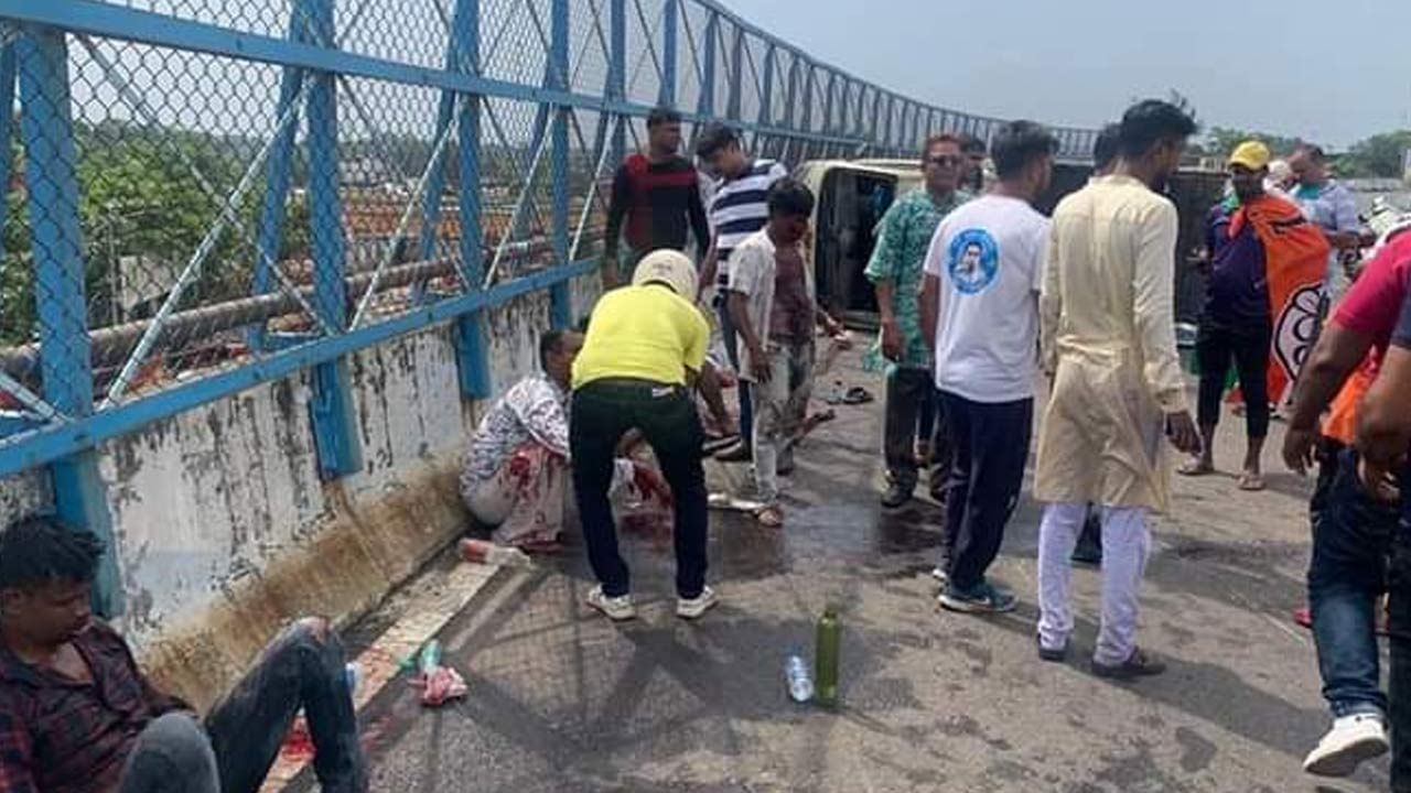 Road Accident: ২১ জুলাইয়ের সমাবেশ থেকে ফেরার পথে উল্টে গেল সুমো, জখম ১২ হাসপাতালে