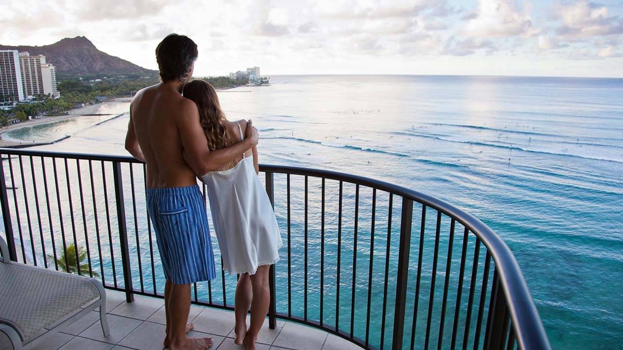 Honeymoon: মধুচন্দ্রিমায় মাকে নিয়ে গেল স্বামী! স্ত্রী তো রেগে আগুন