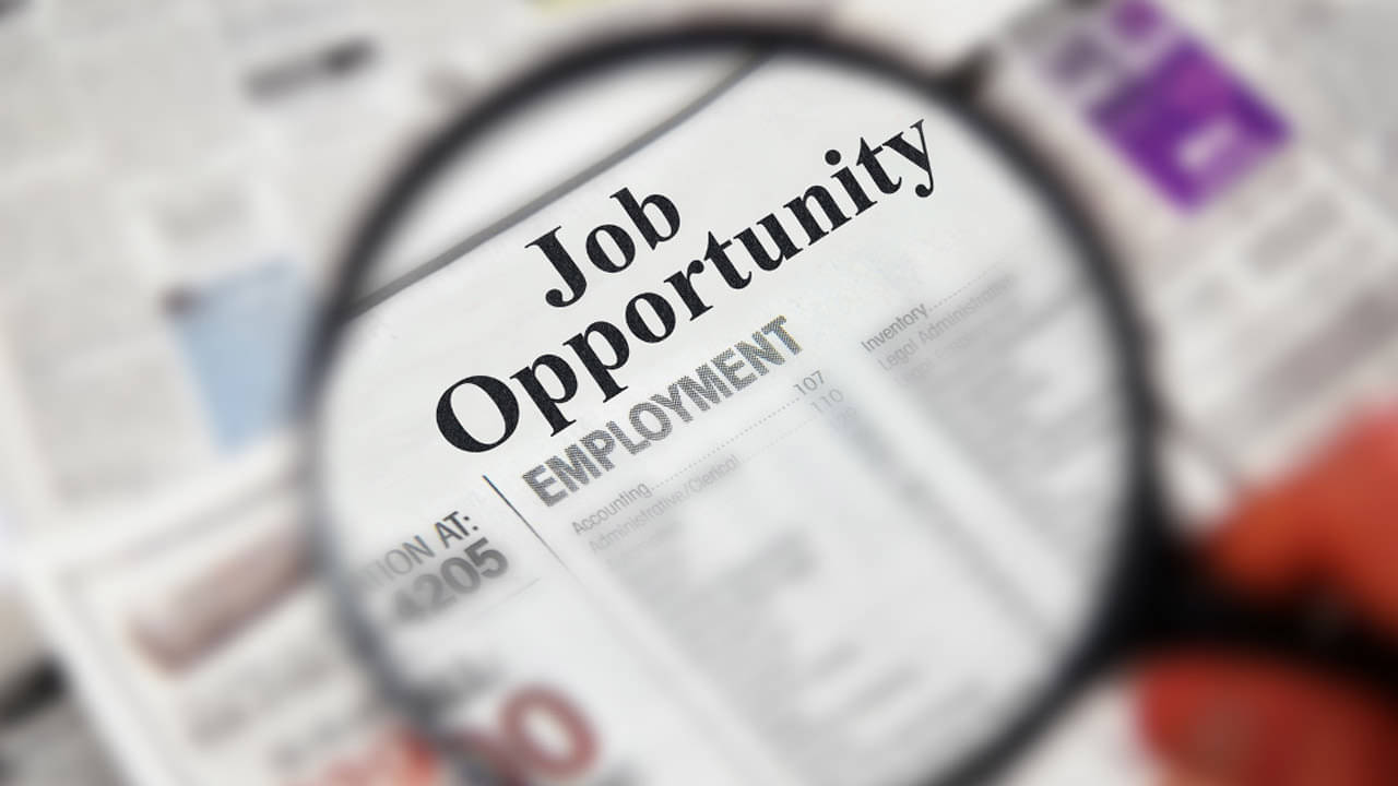 Jobs In Health Department : রাজ্যের স্বাস্থ্য দফতরে কর্মী নিয়োগ, কোন যোগ্যতায় মিলবে চাকরি জেনে নিন