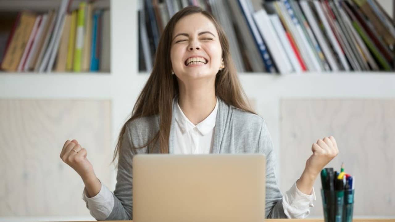 Salary Increament In 2023 : চাকরিজীবীদের জন্য বড় খবর, আগামী বছর উচ্চহারে বেতন বাড়াবে কোম্পানিগুলি