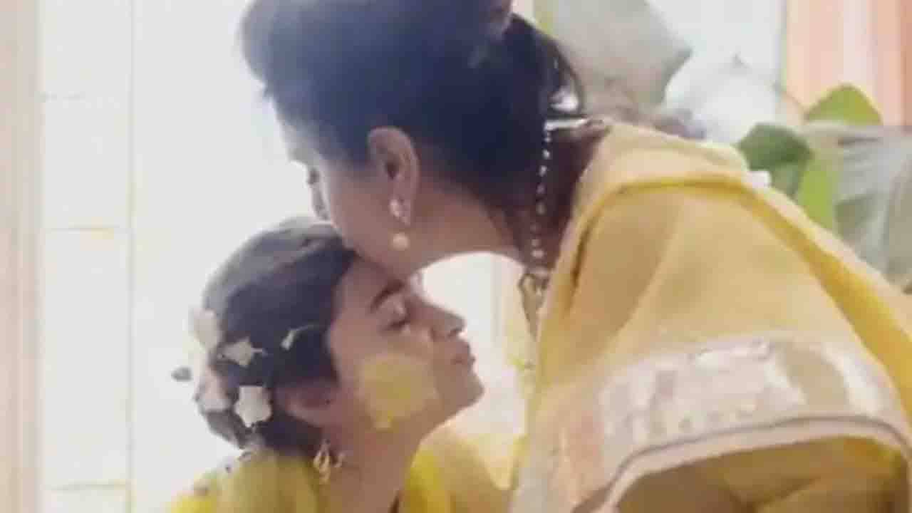 Neetu Kapoor Birthday: লন্ডন থেকেই শাশুড়িমা নিতু কাপুরকে ভালবাসি জানালেন আলিয়া, কিউট বললেন নেটিজ়েন