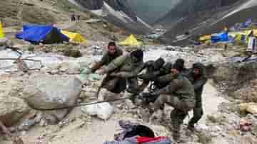 Amarnath Rescue Operation: সকাল থেকেই অমরনাথে শুরু উদ্ধারকাজ, তল্লাশি চালাচ্ছে ডগ স্কোয়াডও