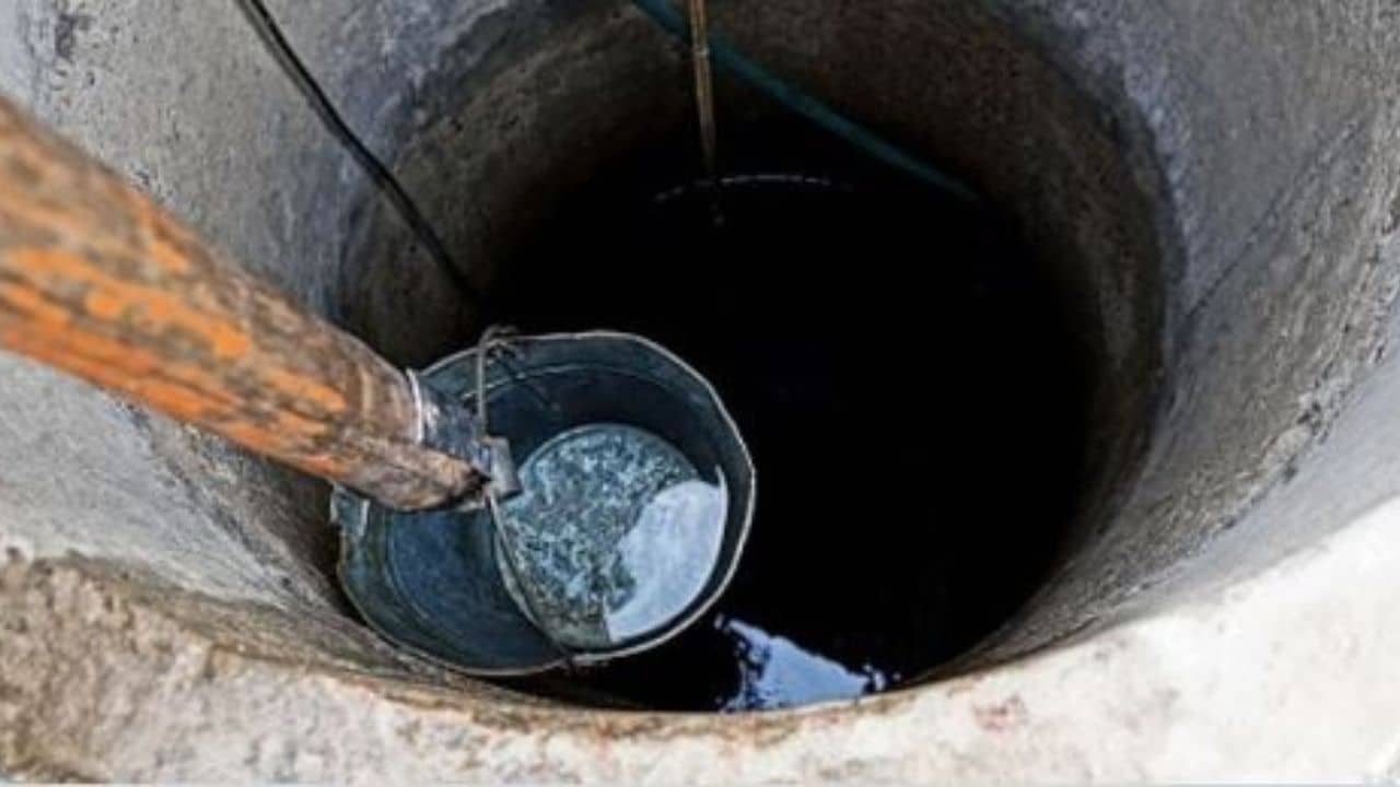 MP Polluted Water: গুলিয়ে উঠছে শরীর, সঙ্গে পেটে অসহ্য যন্ত্রণা-বমি, জল খেয়ে এক গ্রামেই মৃত ২, অসুস্থ কমপক্ষে ৪৫